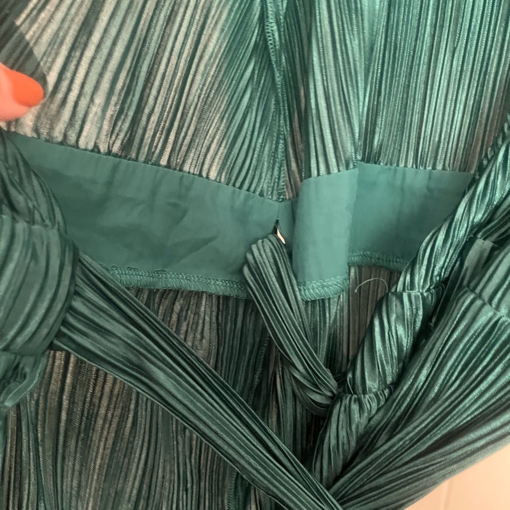 Elegant Teal Pleated Dress - Picture 10 of 10